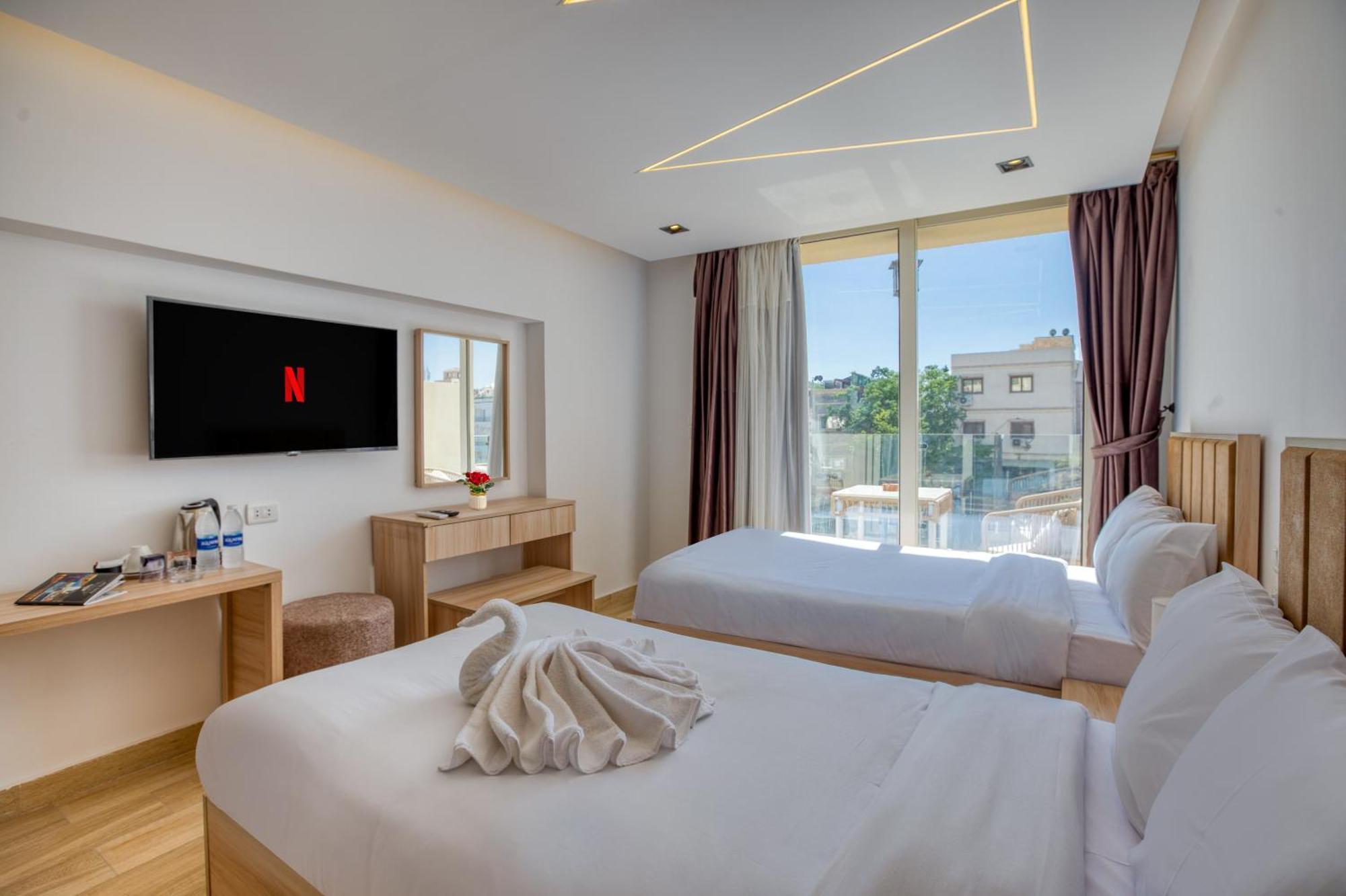 The Platinum Pyramid View Inn Kafrat al Jabal Ngoại thất bức ảnh